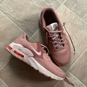 Nike Airmax Excee Sneakers